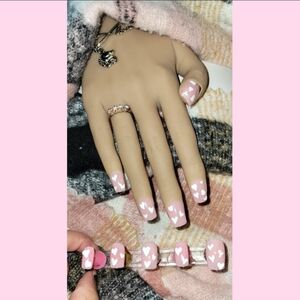 Pink Heart Nail Set